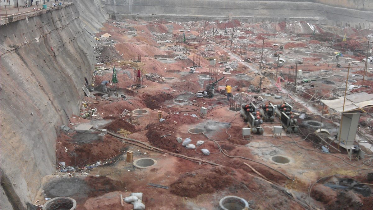 膨脹劑，破碎劑，爆破劑